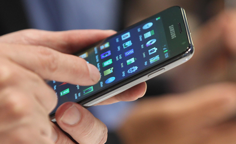 In a 21st Century, Mobile device is useful for a More Meaningful Communication with Parents & Educators